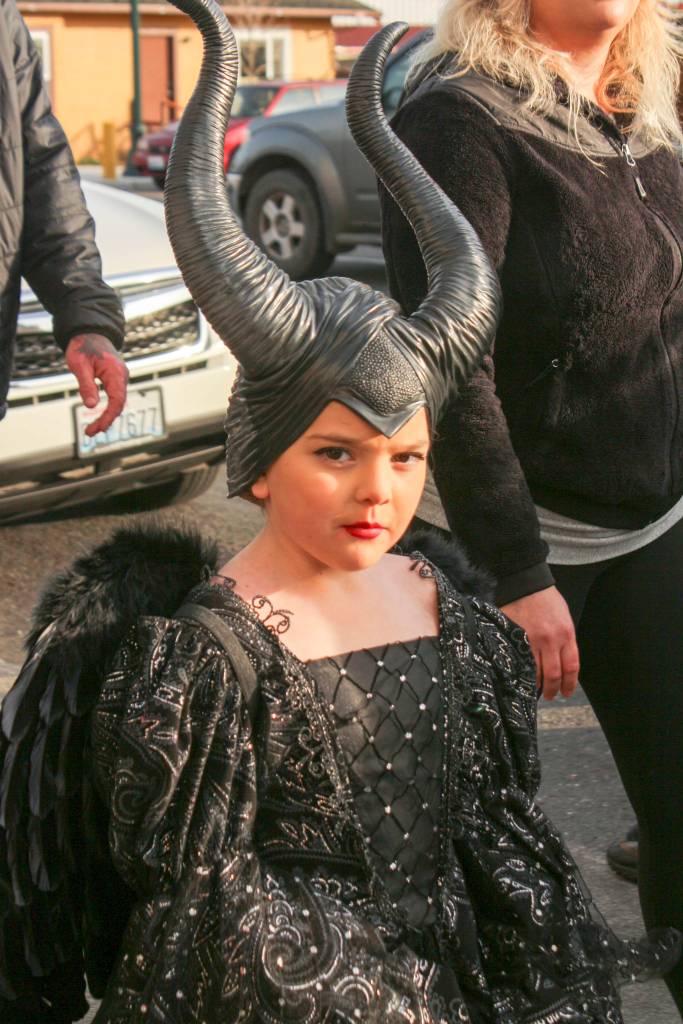 Children haunt the streets of Friday Harbor | Gallery