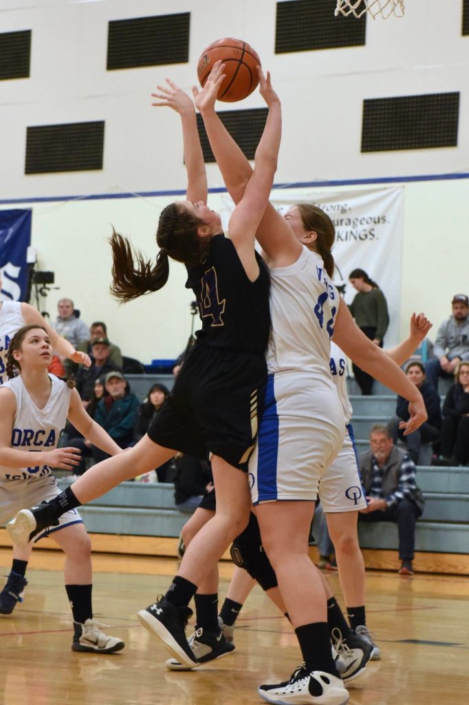 Fallon Taylor goes up for a two-point layup. (Contributed photo. John Stimpson.)