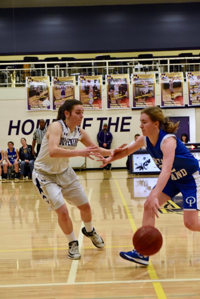 Liz Cruz applies tough defensive pressure. (John Stimpson/contributed photo.)
