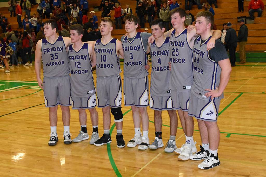2020 Wolverine Varsity Senior Players last game photo. (John Stimpson/contributed photo.)