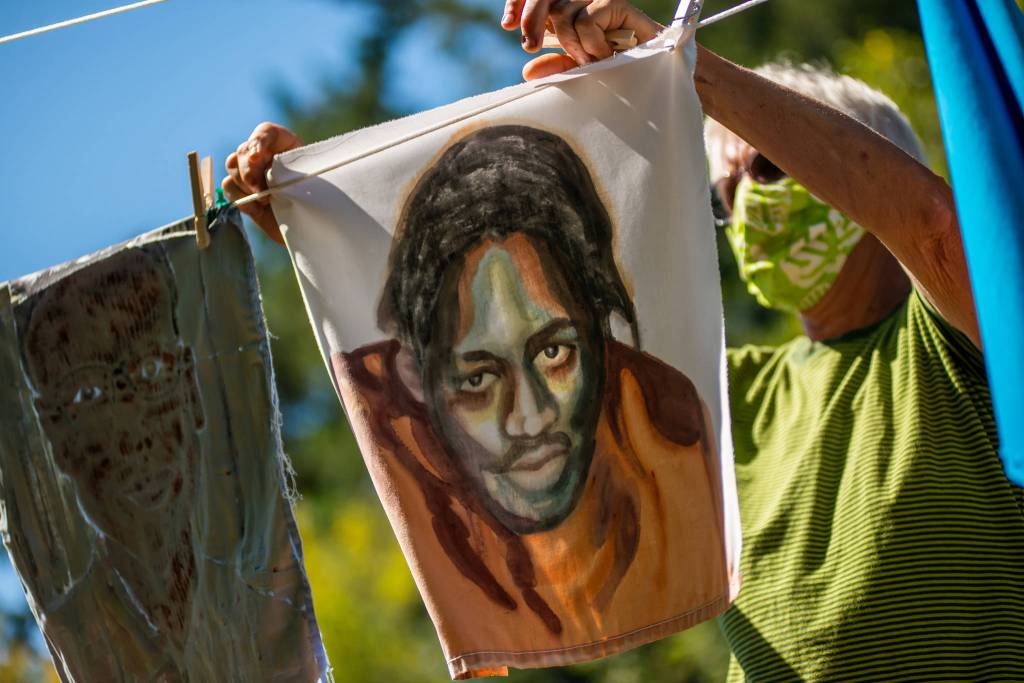 Lopez respectfully removes Black lives memorial