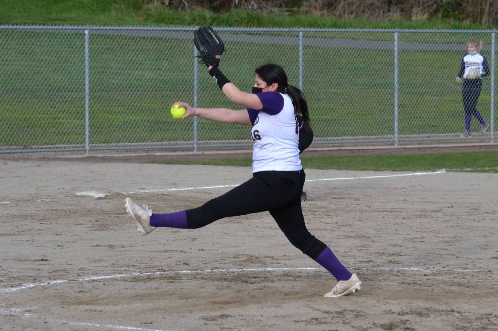 Sophmore Yaritza Plaza pitches against Coupeville on March 19. The girls lost 8-3 at home against the Wolves. (Jennifer Ayers/contributed photo)