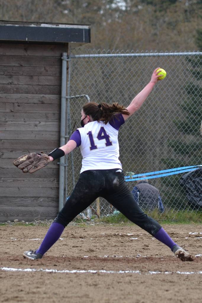 Audrey Allen pitching in a game against the Orcas Vikings on March 27, 2021. (Jennifer Ayers photo)
