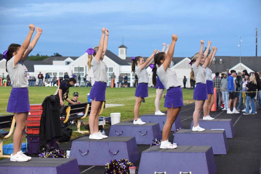 Wolverine Cheer Squad kept spirits! (John Stimpson photo)