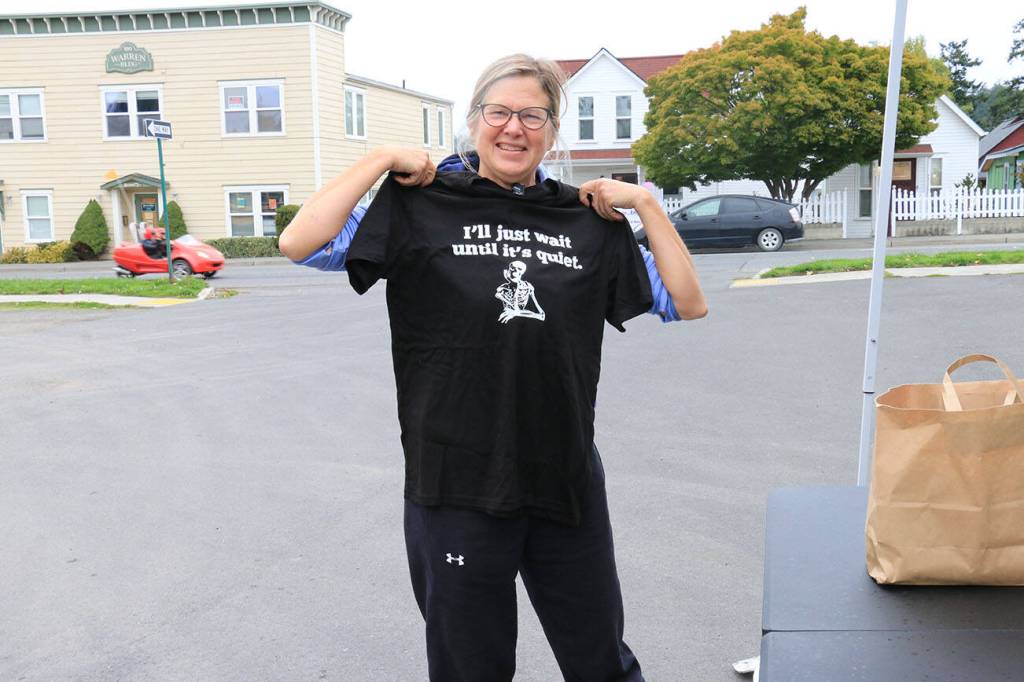 Sienna Boucher/staff photo
<em>Murien Clark proudly holds up her new t-shirt. </em>