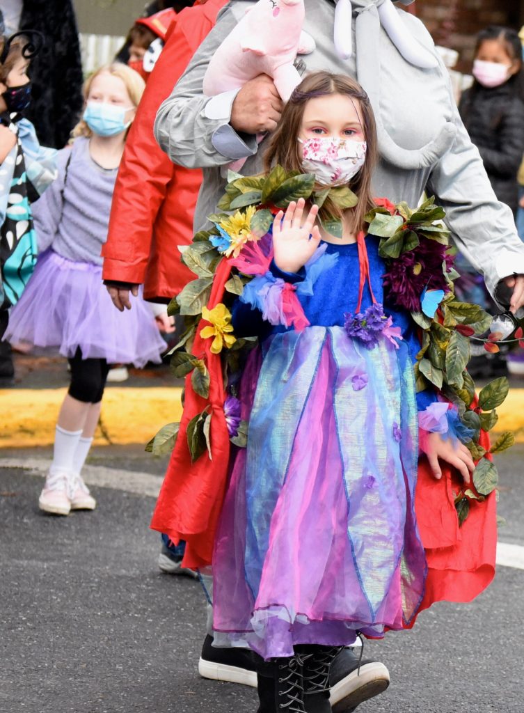 Staff photo/Tate Thomson
Friday Harbor Elementary School students showed off their costumes at the 2021 Halloween Parade on Friday, Oct. 29 at 9 a.m.