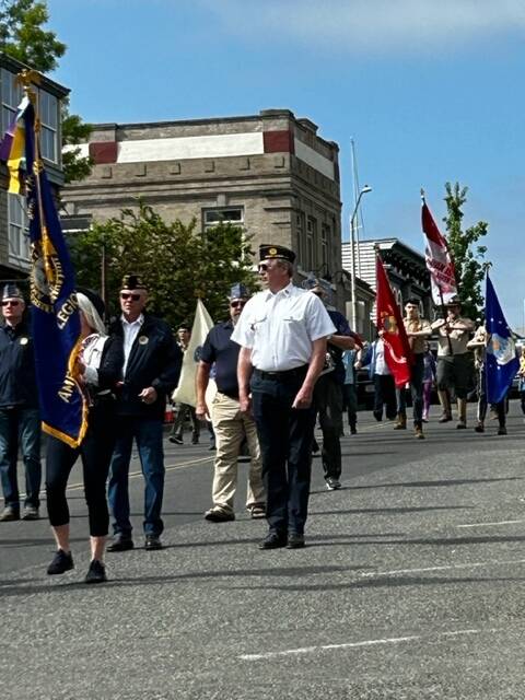Heather Spaulding \ Staff photo
The parade stops at Memorial Park at the base of Spring Street.