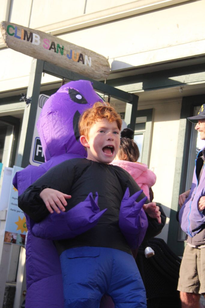 Heather Spaulding \ staff photo
A purple dinosaur let out a mighty roar.