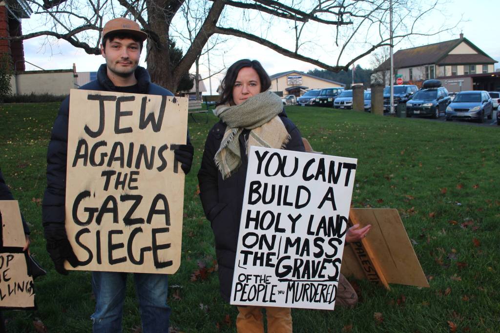Heather Spaulding / Staff photo
Attendees calling for and end to violence in Gaza