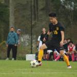Heatehr Spaulding \ Staff photo
Wolverines get teh ball from the Vikings.