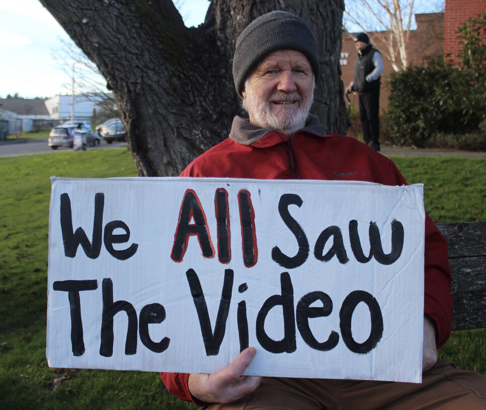 Heather Spaulding Staff photos 
After the march, some of the protesters gathered briefly at the courthouse Jan. 20