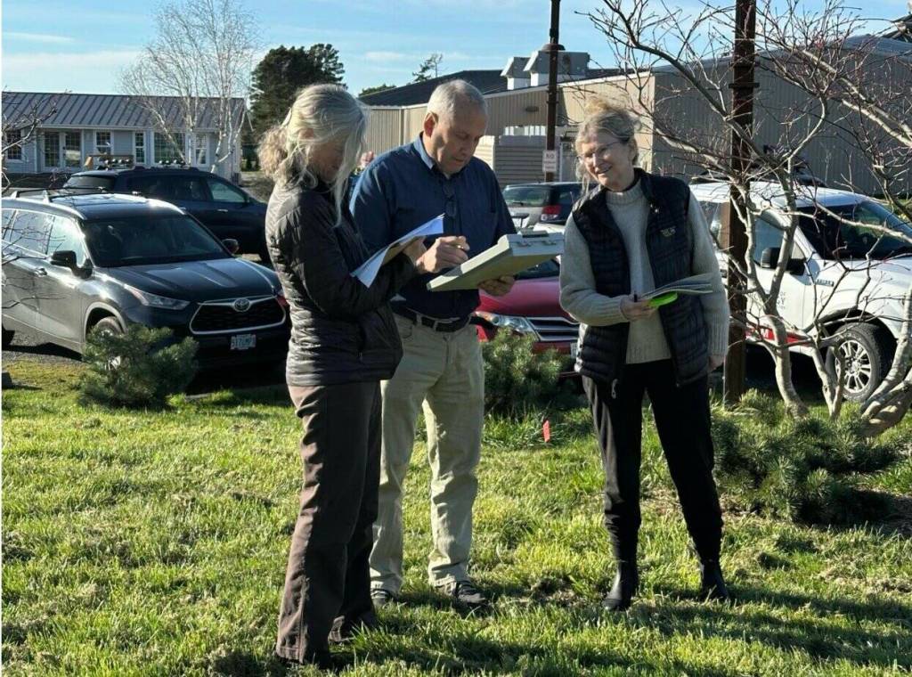 Gary Shigenaka photo.