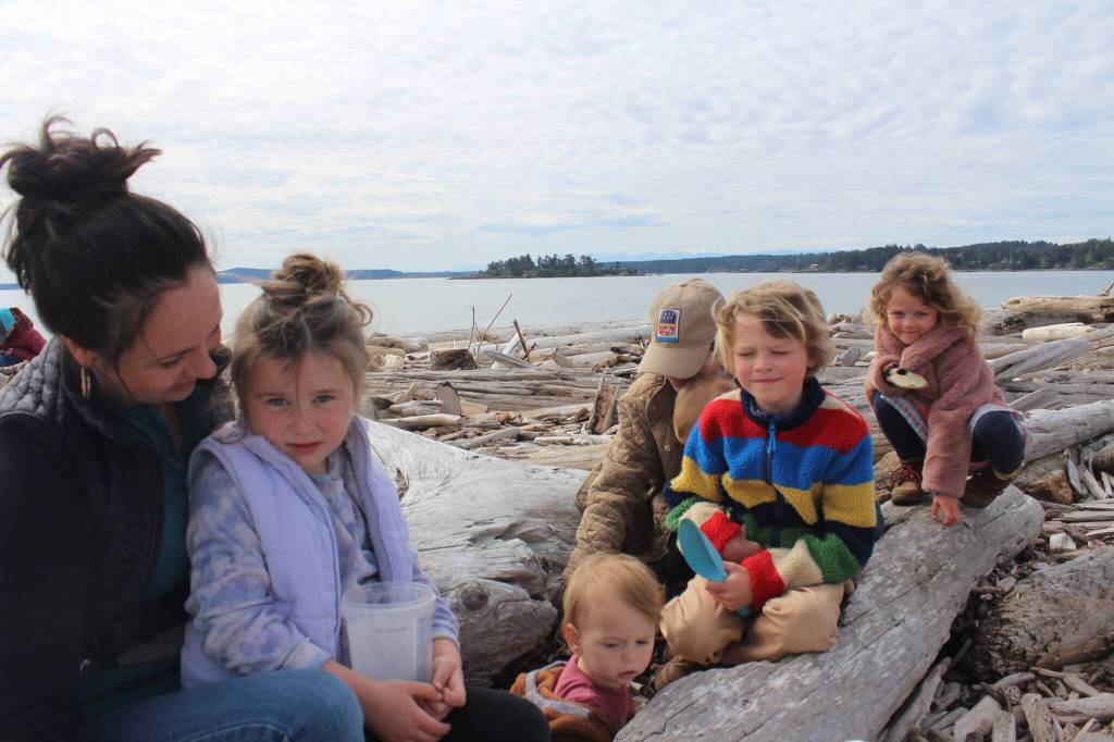 Heather Spaudling \ Staff photo
A group of cousins at Jackson, taking part in the nurdle hunt.