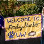Sonora Tate photo
The town welcomes the UW Husky football team.